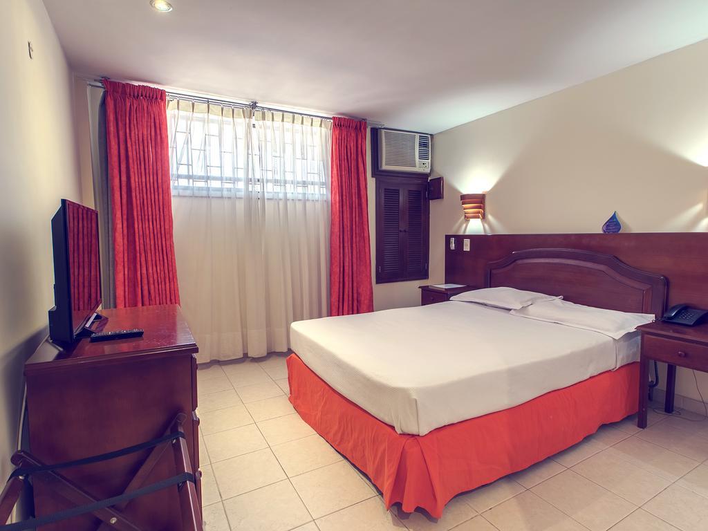 Hotel Palmetto 吉拉尔多特 外观 照片